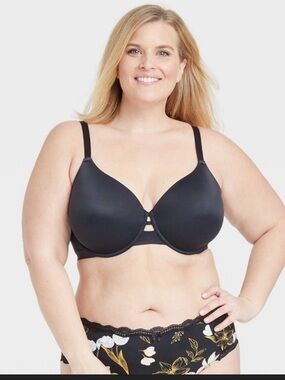 Auden Women's Back Smoothing Bra 36DD - Beige